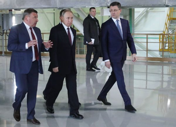 Рабочая поездка президента РФ В. Путина в Крым