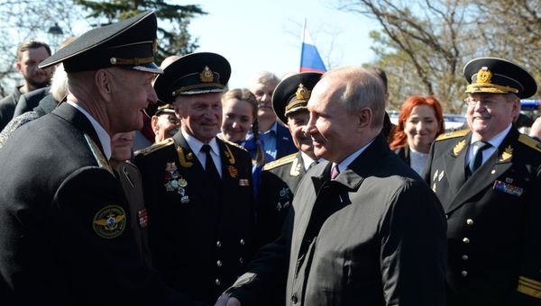 Рабочая поездка президента РФ В. Путина в Крым