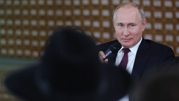 Рабочая поездка президента РФ В. Путина в Крым