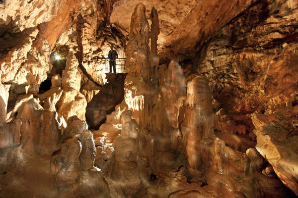 Пещера Скельская в Крыму Пещера Скельская в Крыму