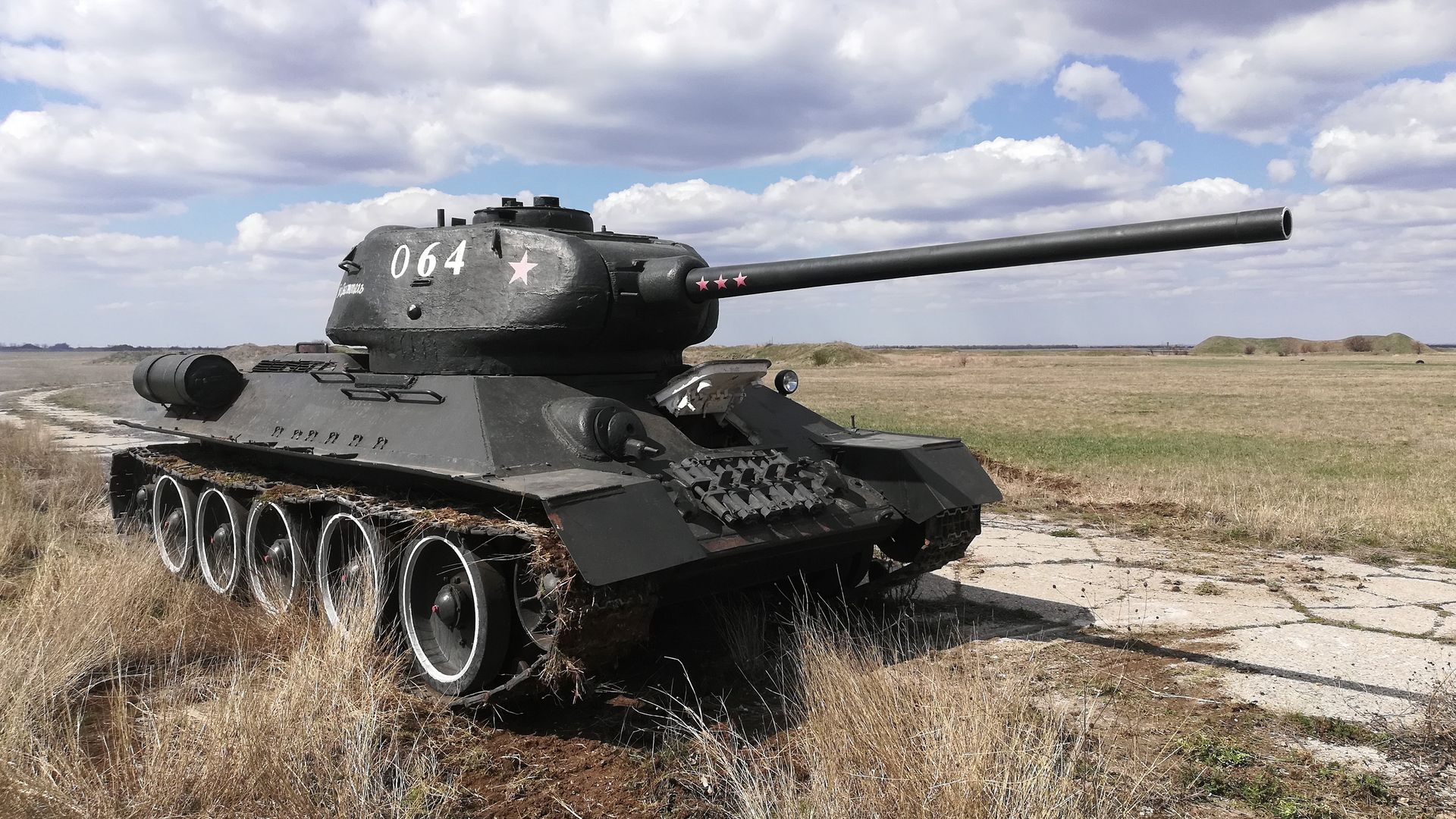Восстановленный легендарный танк времен Великой Отечественной войны Т-34 Восстановленный легендарный танк времен Великой Отечественной войны Т-34 - РИА Новости, 1920, 26.03.2021