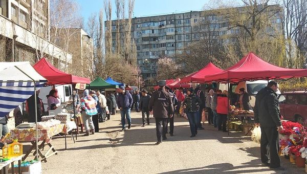 В Симферополе прошла сельскохозяйственная ярмарка