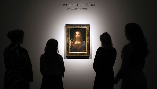 Картина Леонардо да Винчи Спаситель мира на аукционе Christie's в Лондоне. 24 октября 2017