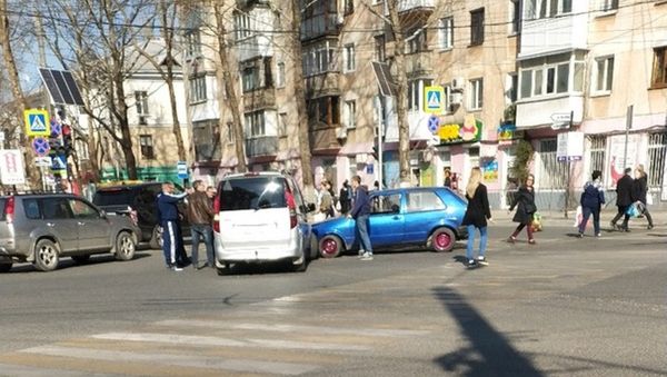 ДТП с участием двух автомобилей в Симферополе