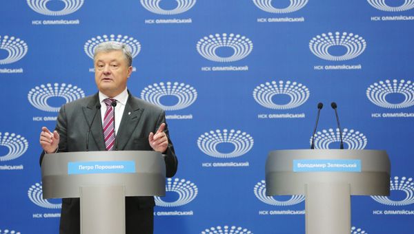 Петр Порошенко в НСК Олимпийский в Киеве. 14 апреля 2019