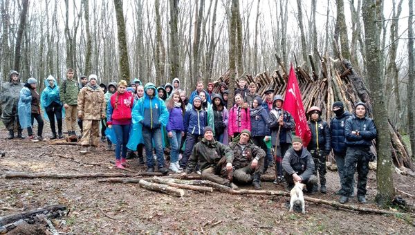 В Крыму воссоздали шалаш 18-го партизанского отряда