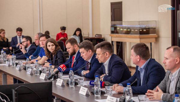 Заседание общественного совета по строительству Крымского моста. 29 апреля 2019 Заседание общественного совета по строительству Крымского моста. 29 апреля 2019
