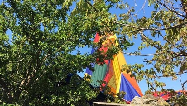 Воздушный шар, в котором унесло 12-летнюю девочку в Феодосии Воздушный шар, в котором унесло 12-летнюю девочку в Феодосии