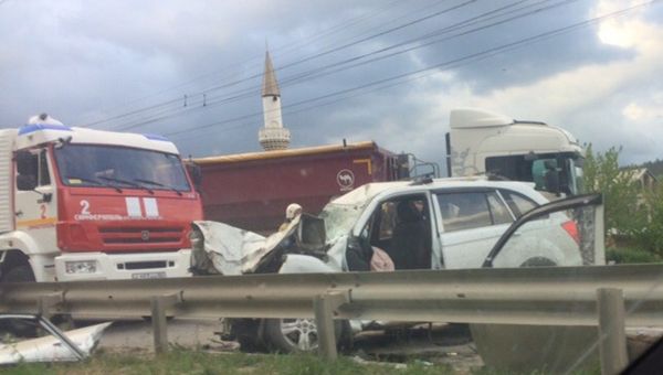 ДТП с участием легкового и грузового автомобилей на трассе Симферополь – Ялта