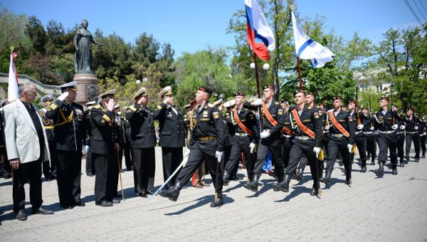 В Севастополе проходят торжественные мероприятия, посвященные 236 годовщине основания Черноморского флота В Севастополе проходят торжественные мероприятия, посвященные 236 годовщине основания Черноморского флота