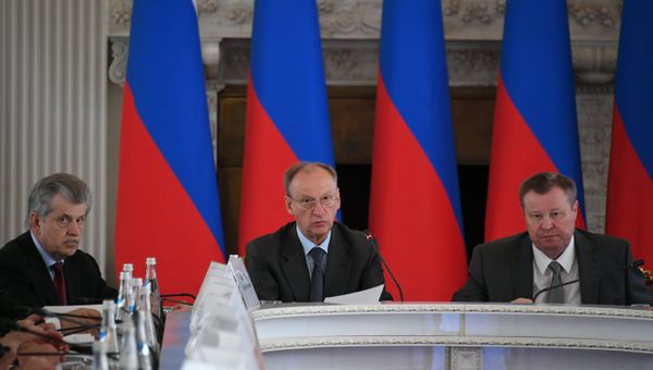 Секретарь Совбеза РФ Николай Патрушев на целевом выездном совещании в Ливадии