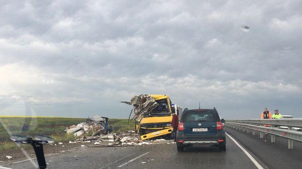 ДТП с участием грузового автомобиля и автобуса в Ленинском районе ДТП с участием грузового автомобиля и автобуса в Ленинском районе