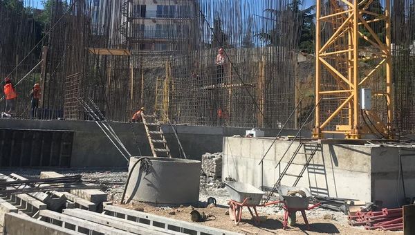 Недострой в Ялте
