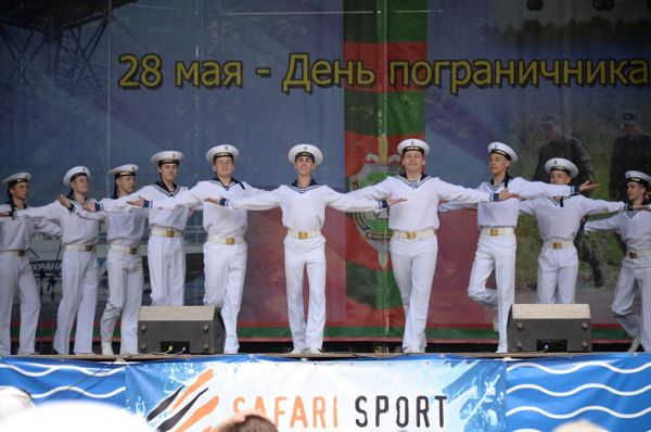 Концерт в День пограничника в Севастополе