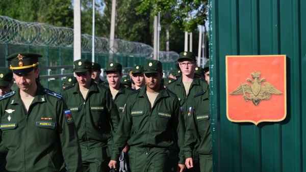 Отправка призывников из Крыма на службу в армию