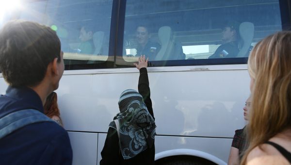 Отправка призывников из Крыма на службу в армию