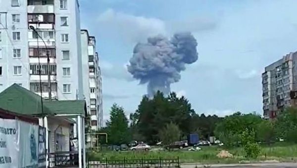 Скриншот видео взрыва на заводе в Дзержинске Нижегородской области Скриншот видео взрыва на заводе в Дзержинске Нижегородской области