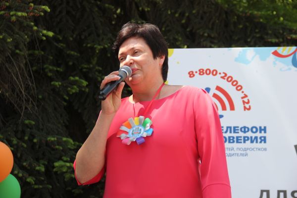 Министр образования, науки и молодежи Крыма Наталья Гончарова в Детском парке Симферополя