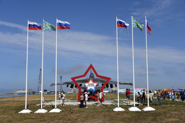 Выставка военной техники в рамках шоу Авиамикс, которое проходило в рамках всероссийского этапа конкурса Авиадартс-2019 Выставка военной техники в рамках шоу Авиамикс, которое проходило в рамках всероссийского этапа конкурса Авиадартс-2019
