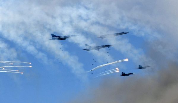 Шоу Авиамикс в рамках всероссийского этапа конкурса Авиадартс-2019 Шоу Авиамикс в рамках всероссийского этапа конкурса Авиадартс-2019