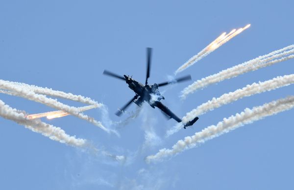 Шоу Авиамикс в рамках всероссийского этапа конкурса Авиадартс-2019 Шоу Авиамикс в рамках всероссийского этапа конкурса Авиадартс-2019