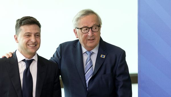 Президент Украины В. Зеленский встретился с главой ЕК в Брюсселе