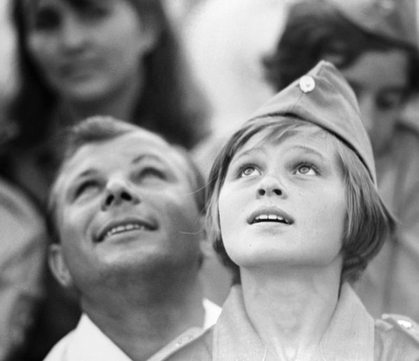 Юрий Гагарин в качестве почетного гостя в Артеке, 1967 год Юрий Гагарин в качестве почетного гостя в Артеке, 1967 год