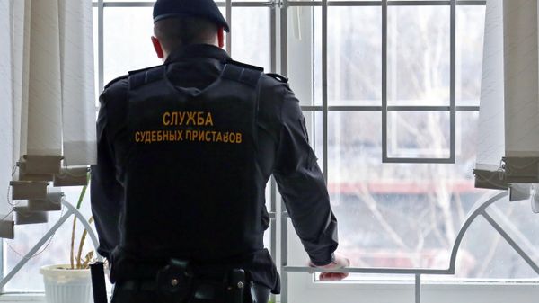 Судебный пристав. Архивное фото