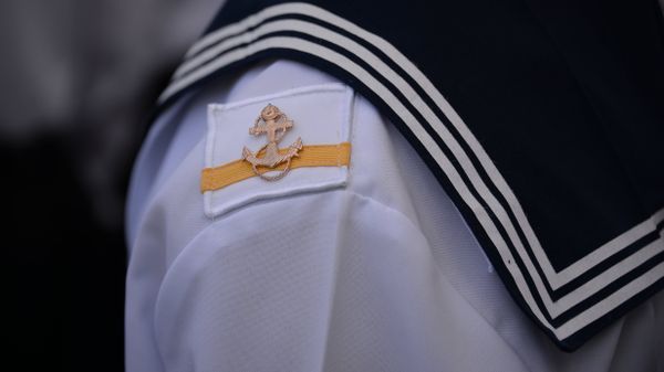 В Черноморском высшем военно-морском училище им.Нахимова прошел первый торжественный выпуск офицеров и мичманов после воссоединения Крыма и Севастополя с Россией
