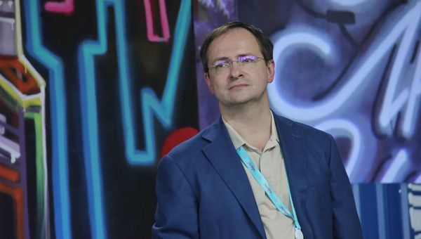 Министр культуры РФ Владимир Мединский на секции Прожарка эксперта в рамках форума Таврида в Крыму