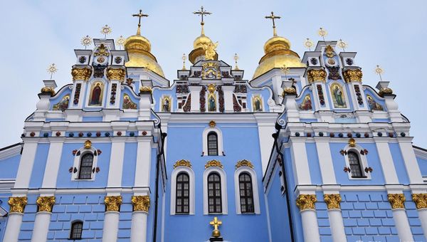 Михайловский Златоверхий собор - действующий кафедральный собор новой объединенной церкви Украины Михайловский Златоверхий собор - действующий кафедральный собор новой объединенной церкви Украины