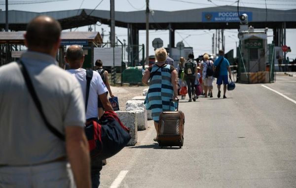 Пункт пропуска Джанкой на границе с Украиной