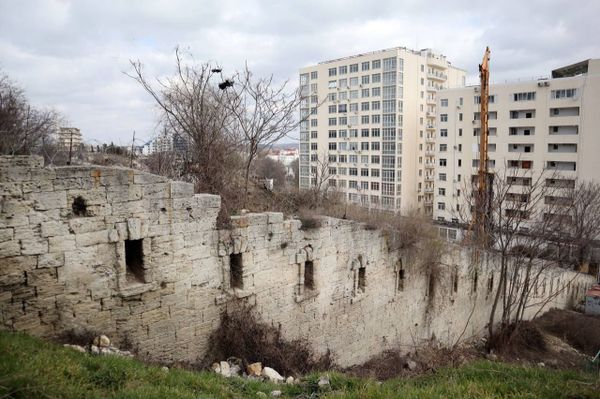 Стена седьмого бастиона времени Крымской войны в Севастополе