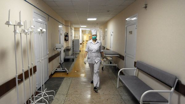 Медицинская сестра в больнице