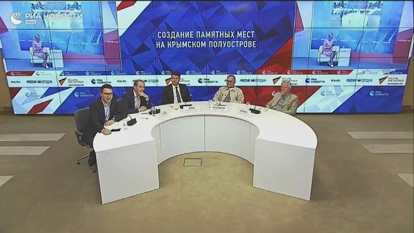 Видеомост, посвященный созданию памятных мест на Крымском полуострове