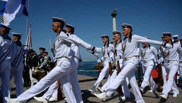 В Севастополе прошла генеральная репетиция ко Дню военно-морского флота России
