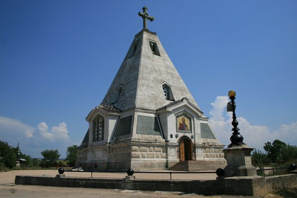 Храм-памятник защитникам Севастополя в период Крымской войны