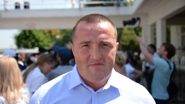 Чемпион мира по боксу Денис Лебедев приехал в Севастополь на День военно-морского флота