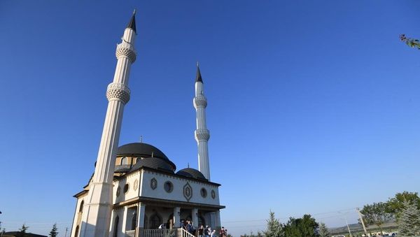 Главный намаз в мечети Кадыр Джами в Симферополе Главный намаз в мечети Кадыр Джами в Симферополе