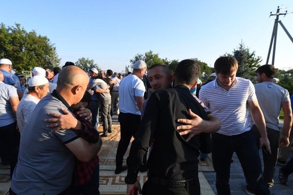 Главный намаз в мечети Кадыр Джами в Симферополе