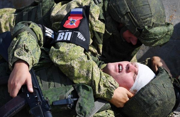 Совместные учения военной полиции и ВАИ в Крыму Совместные учения военной полиции и ВАИ в Крыму