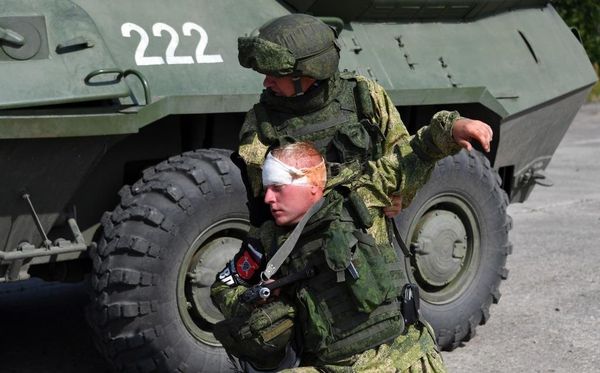 Совместные учения военной полиции и ВАИ в Крыму Совместные учения военной полиции и ВАИ в Крыму