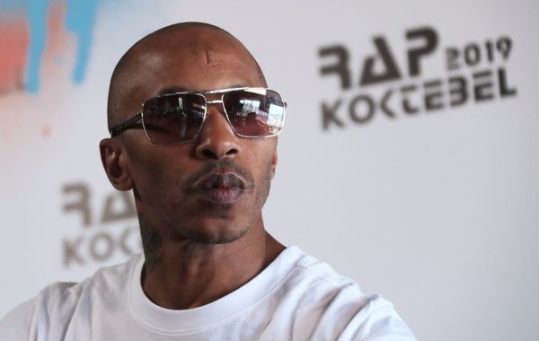 Американский рэпер, участник группы Onyx Фред Ли Скраггс-младший (Fredro Starr) во время пресс-конференции на фестивале Rap Koktebel – 2019 в Крыму 