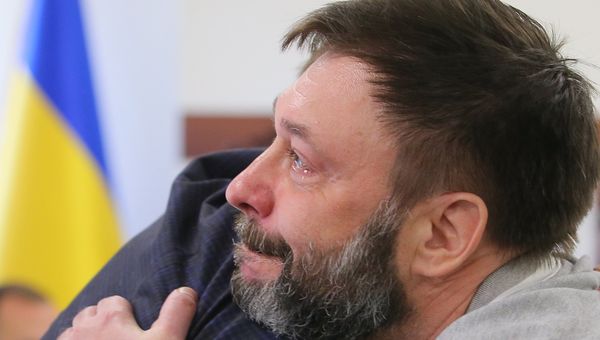Руководитель портала РИА Новости Украина Кирилл Вышинский после заседания апелляционного суда Киева. Суд в Киеве освободил Кирилла Вышинского из-под стражи