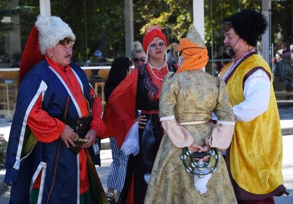 Межрегиональный фестиваль казачьей культуры Крымские тулумбасы