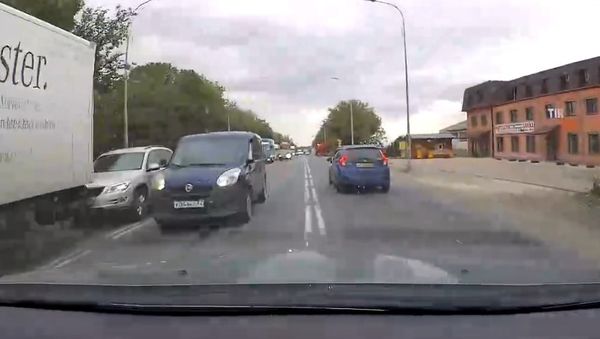 Водители на участке реверсивного движения в Симферополе