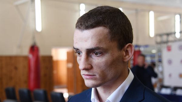 Боксер Глеб Бакши