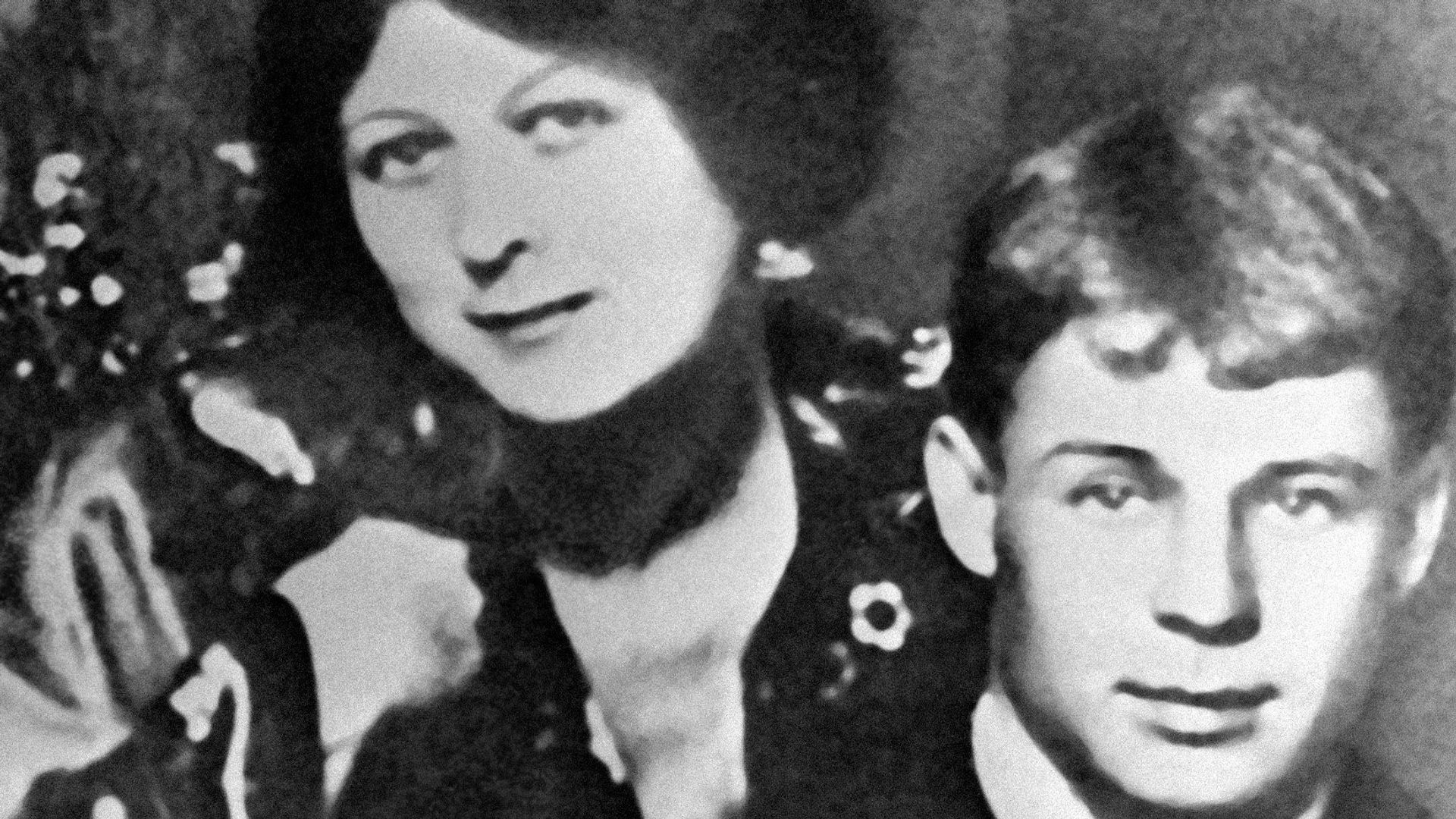 Поэт Сергей Есенин и его жена танцовщица Айседора Дункан. - РИА Новости, 1920, 03.10.2026