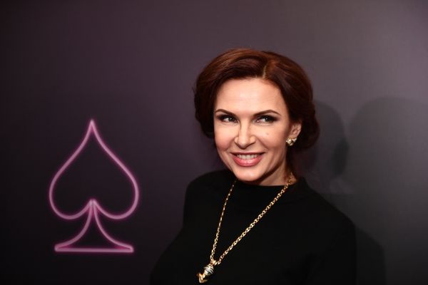 Актриса Эвелина Бледанс Актриса Эвелина Бледанс