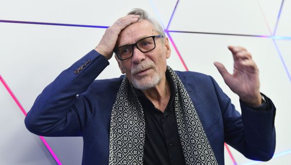 Творческая встреча с народным артистом РСФСР А. Михайловым к его 75-летнему юбилею Творческая встреча с народным артистом РСФСР А. Михайловым к его 75-летнему юбилею